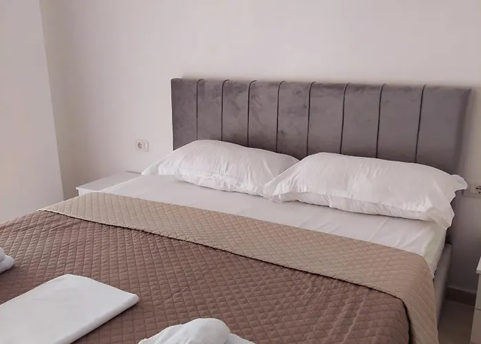 Gex Lejlighed Tirana